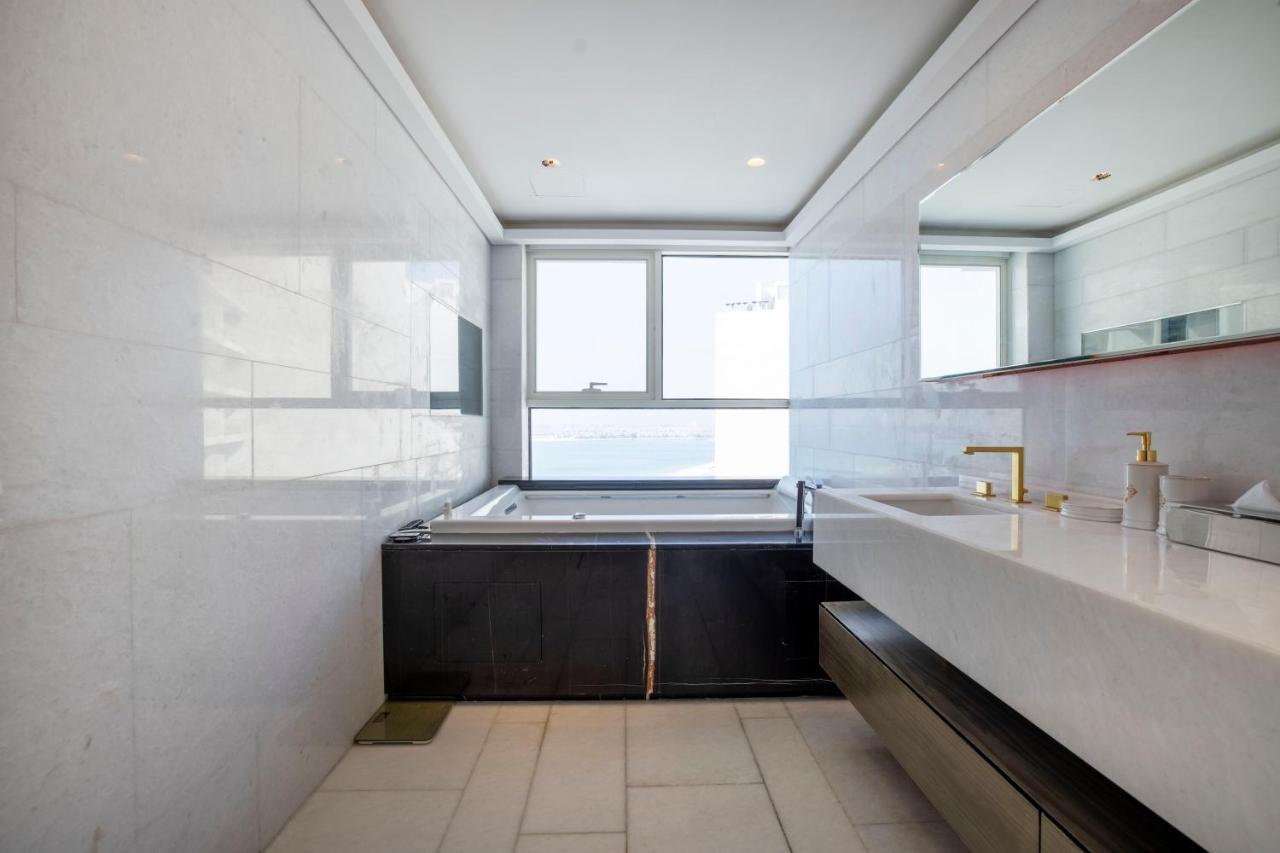 Five Palm Jumeirah 2Br Luxury Penthouse , Full Marina See View With Private Pool Dubai Ngoại thất bức ảnh